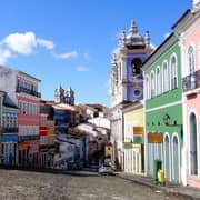 Salvador (BA) - Caminho das Árvores Salvador (BA) - Caminho das Árvores